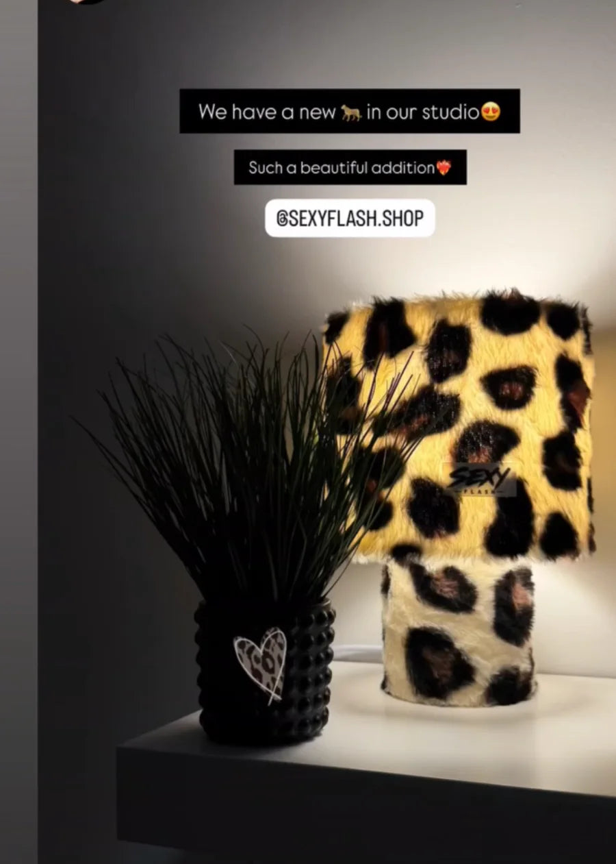 Wild Leopard SEXY FLASH lamp shared by customer gel.lab.us